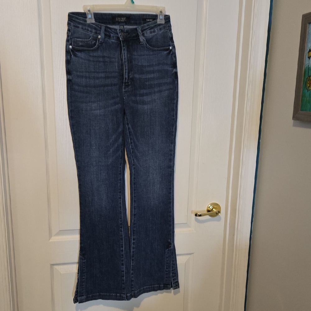 Judy Blue Dark Blue Flare Jeans